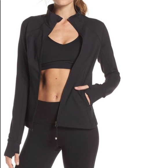 Zella Jackets & Blazers - Zella live in black jacket like new! Small
